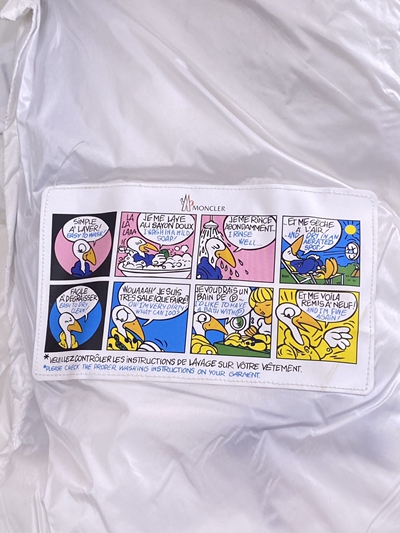 ハイクオリティダウンジャケット角部分ディテール